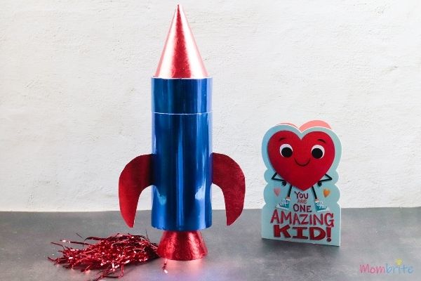 rocket ship valentine box